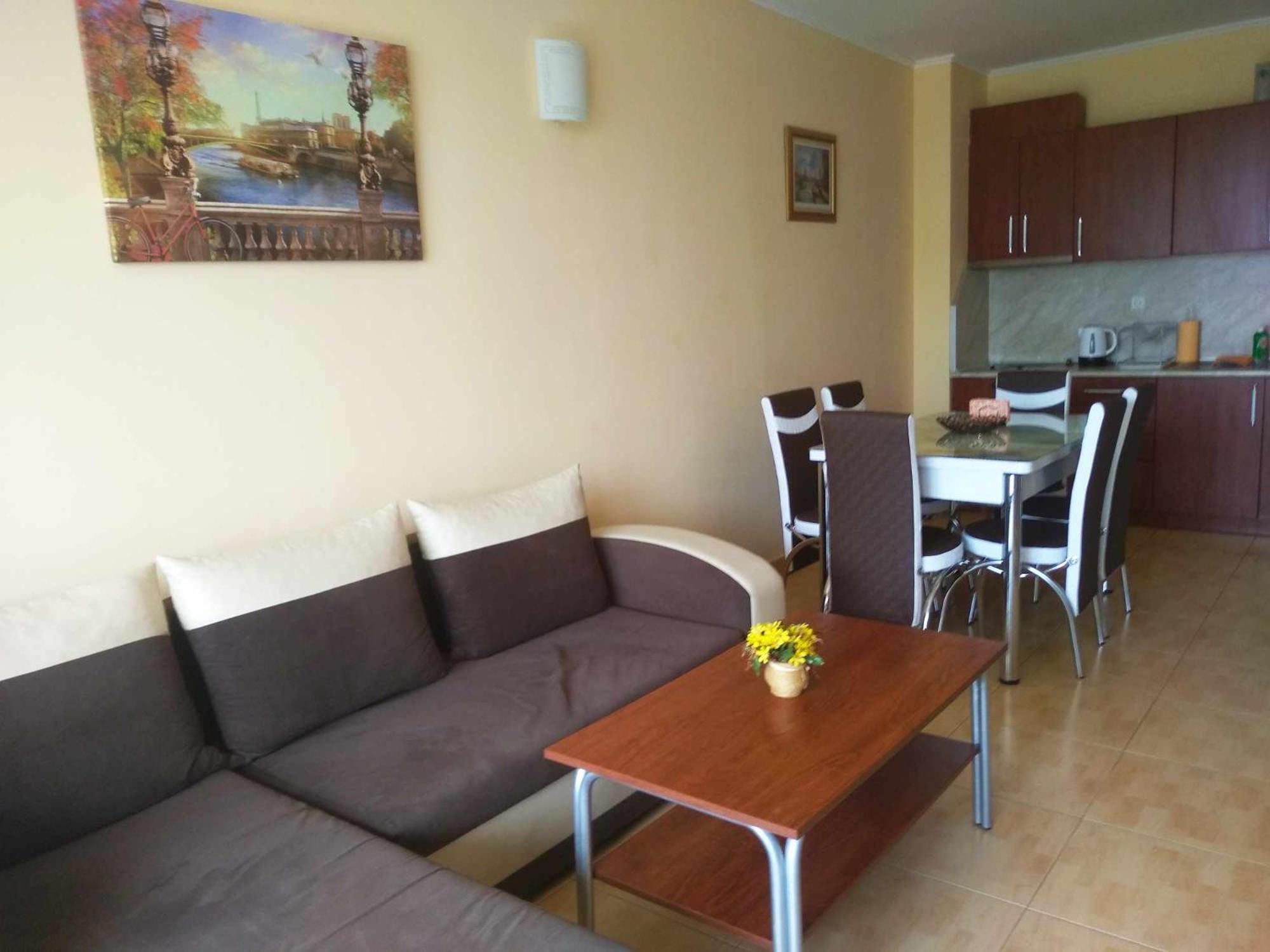 Apartment In Central Plaza Sunny Beach Buitenkant foto