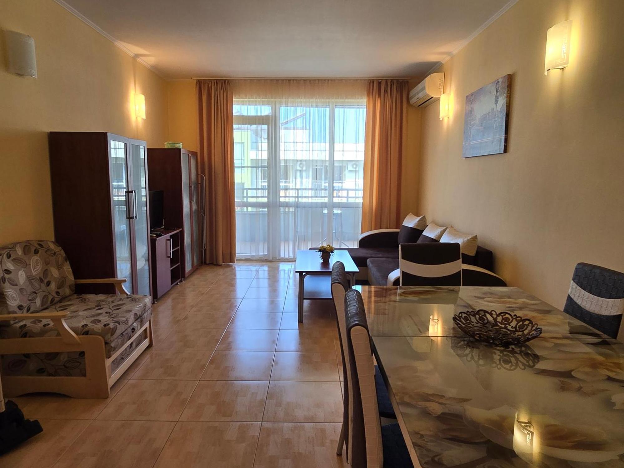 Apartment In Central Plaza Sunny Beach Buitenkant foto
